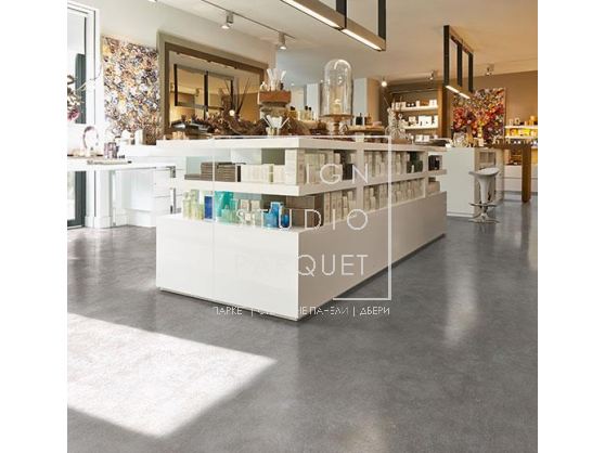 Виниловое покрытие Forbo Flooring Systems Eternal Material grey textured concrete 12422
